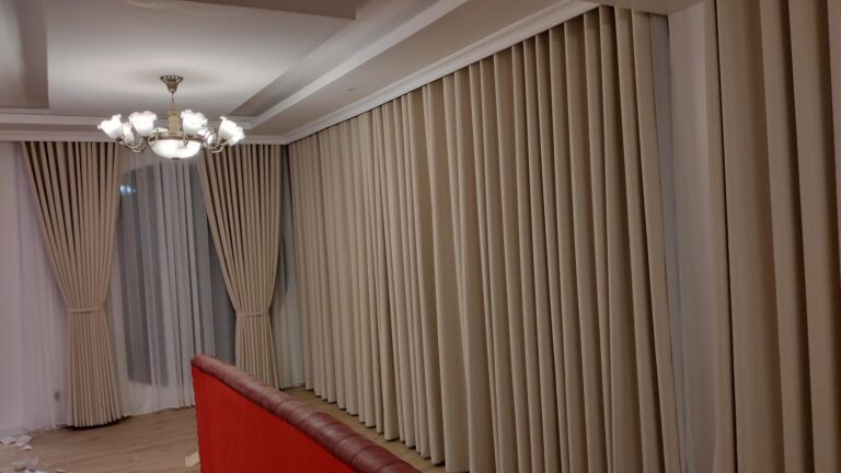 How Much Do Curtains Cost on Average?